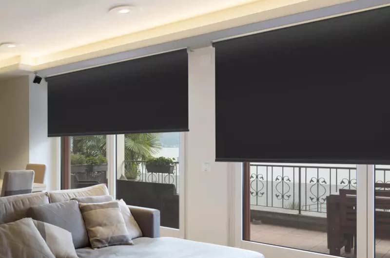  Roller Blinds 